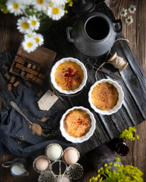 Read more about the article CREME BRULEE S KARAMELOVOU KRUSTOU
